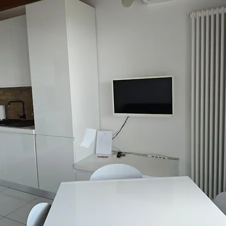 Flamingo View Apartment *